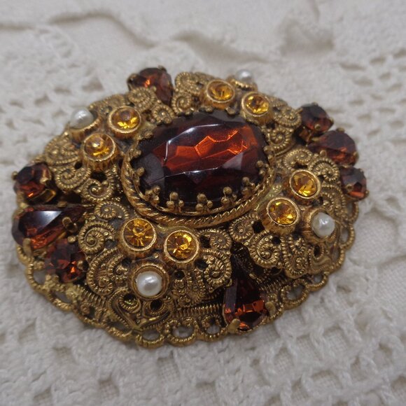 Vintage W. GERMANY Topaz RHINESTONE Oval Filigree BROOCH - Picture 5 of 5